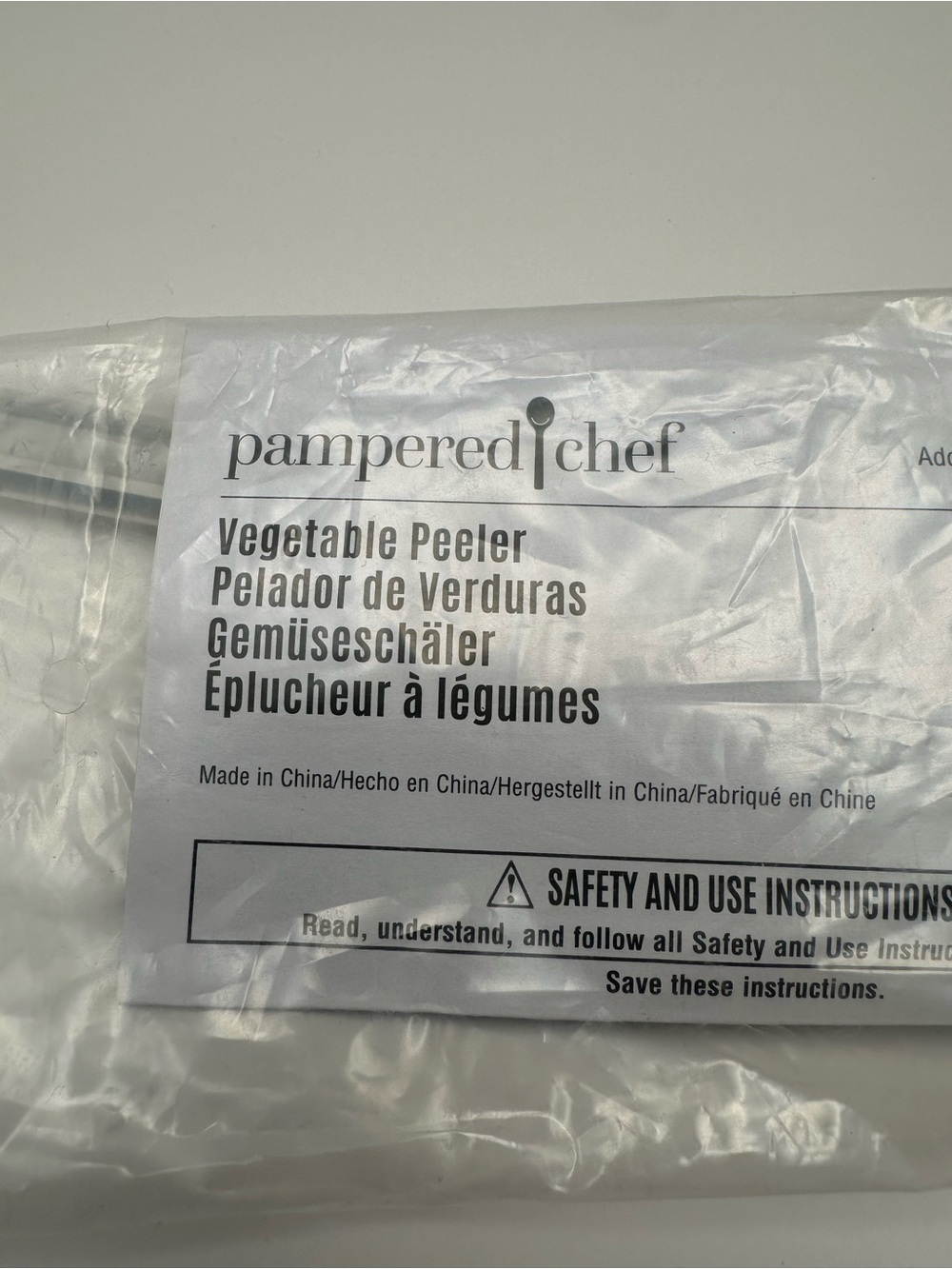 Pampered Chef White Vegetable Peeler Packaging Insert